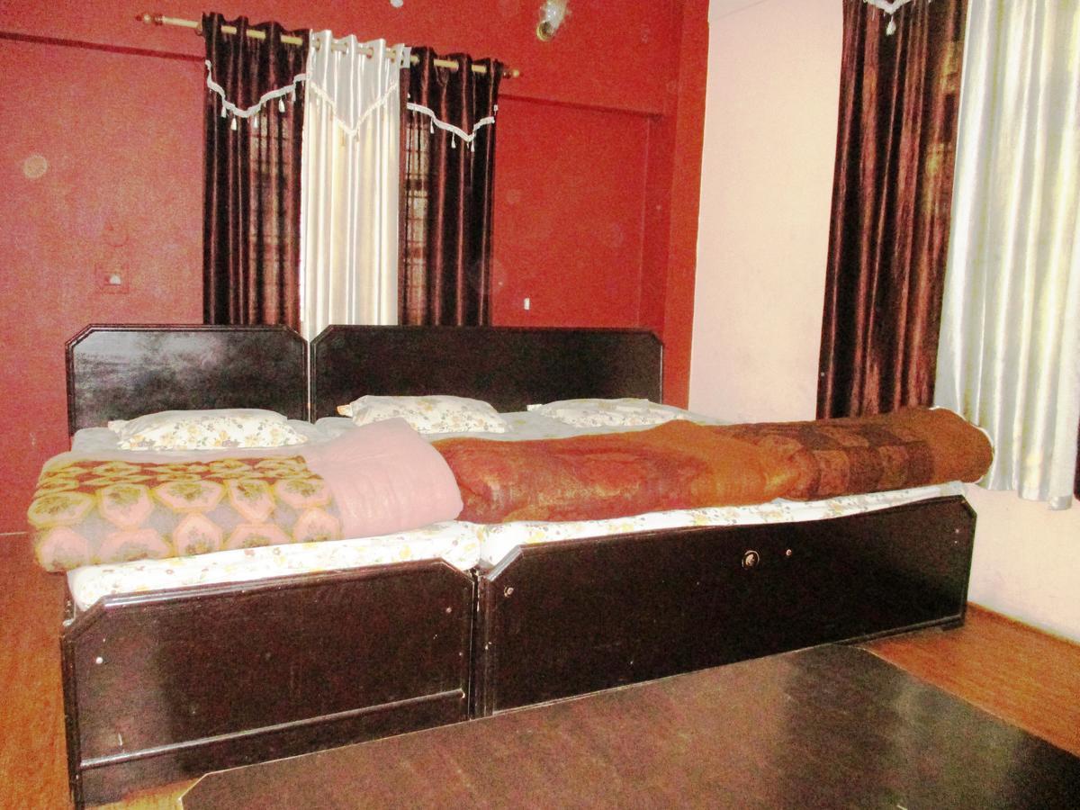 Hotel Shiv Palace Дехрадун Экстерьер фото