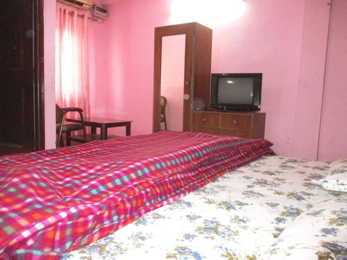 Hotel Shiv Palace Дехрадун Экстерьер фото